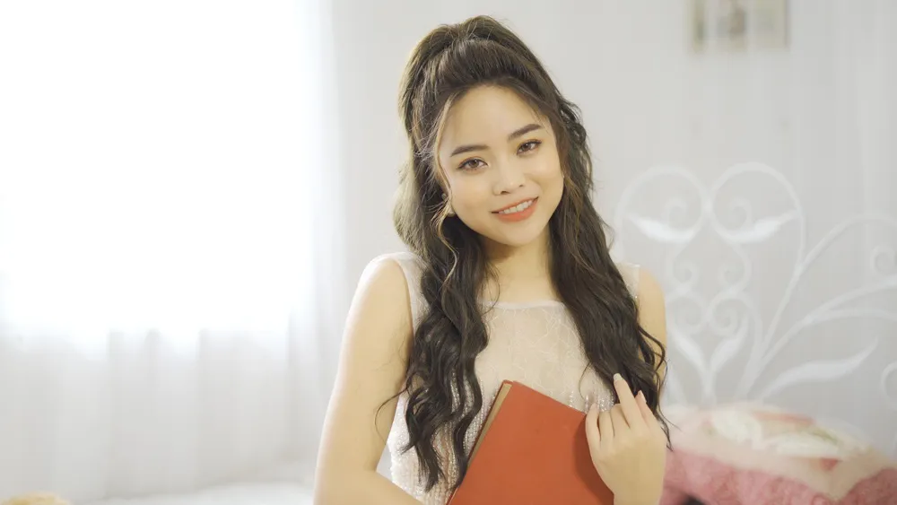 Sao mai Mai Diệu Ly ra mắt MV “Nhớ mùa Noel” nồng nàn yêu thương - Ảnh 7.