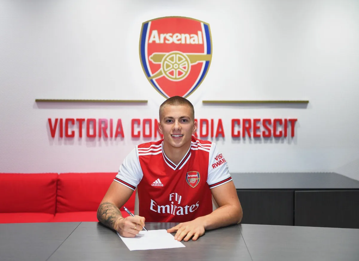 Vừa trở lại Arsenal, HLV Mikel Arteta hoàn tất bản hợp đồng đầu tiên - Ảnh 2. Vừa trở lại Arsenal, HLV Mikel Arteta hoàn tất bản hợp đồng đầu tiên - Ảnh 2.