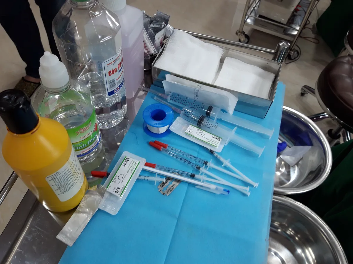 Đình chỉ hoạt động Viện Thẩm mỹ Đại học Y - Ảnh 1. Đình chỉ hoạt động Viện Thẩm mỹ Đại học Y - Ảnh 1.