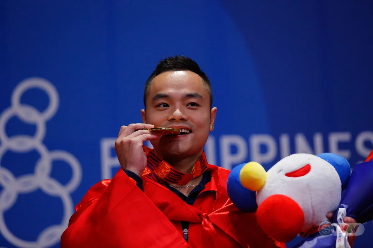 SEA Games 30: Wushu Việt Nam giải cơn khát vàng trong ngày 3/12 - Ảnh 6. SEA Games 30: Wushu Việt Nam giải cơn khát vàng trong ngày 3/12 - Ảnh 6.