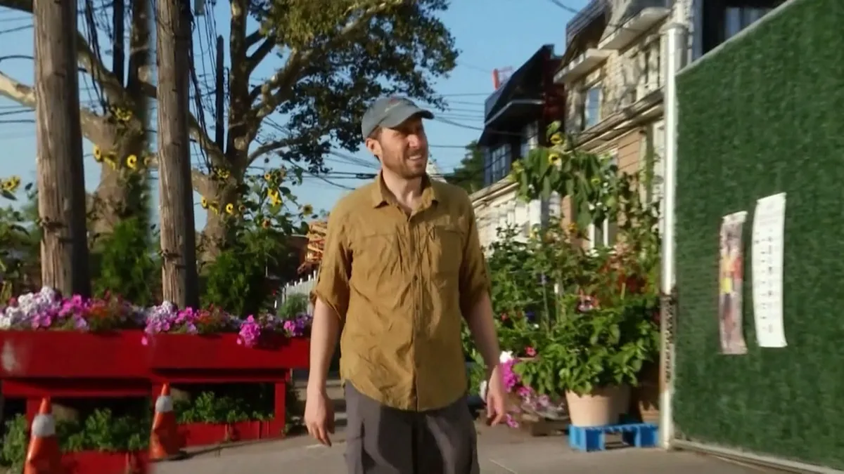 Những nh&acirc;n vật c&oacute; sở th&iacute;ch kh&aacute;c thường - Ảnh 3.