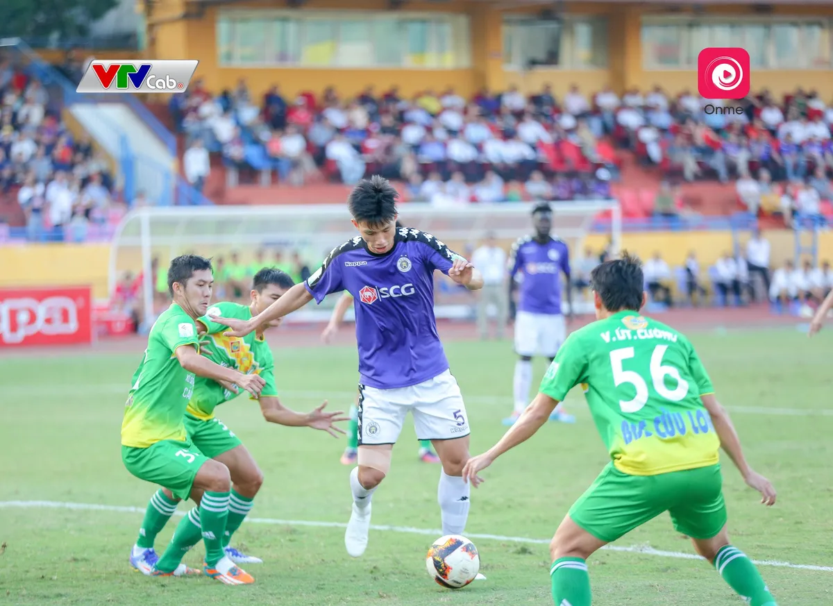 Quang Hải liệu có ra nước ngoài thi đấu và ai sẽ thống trị V.League 2019? - Ảnh 2.