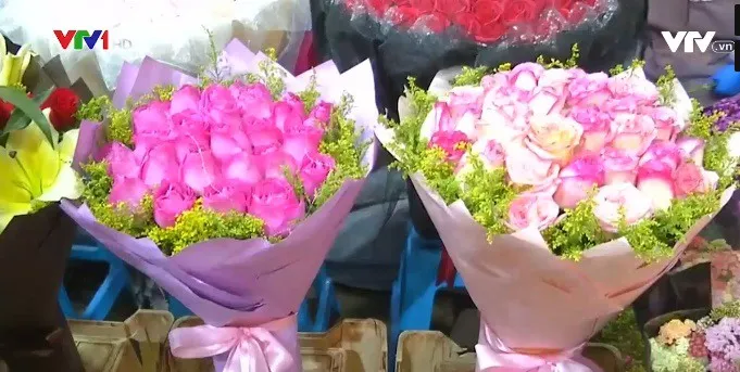 Trung Quốc: Giá hoa dịp Valentine tăng cao - Ảnh 4.