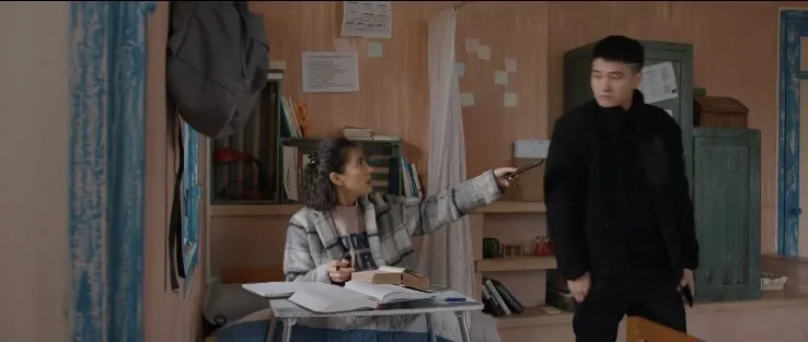 Chạy trốn thanh xu&acirc;n - Tập 24: An bị quay clip n&oacute;ng, bố Nam d&ugrave;ng tiền dụ b&agrave; Mỹ chia rẽ Nam v&agrave; An - Ảnh 9.