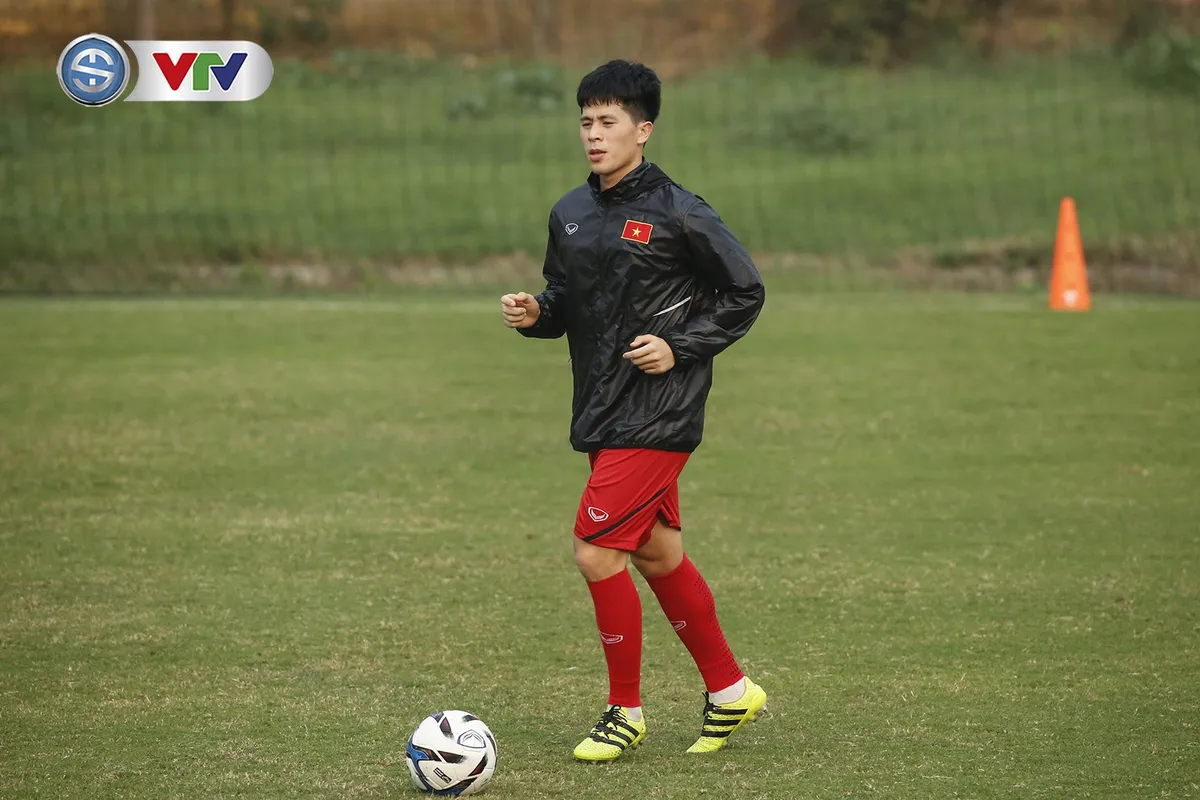 ẢNH: U23 Việt Nam cấp tốc tập luyện chuẩn bị giao hữu - Ảnh 4. ẢNH: U23 Việt Nam cấp tốc tập luyện chuẩn bị giao hữu - Ảnh 4.
