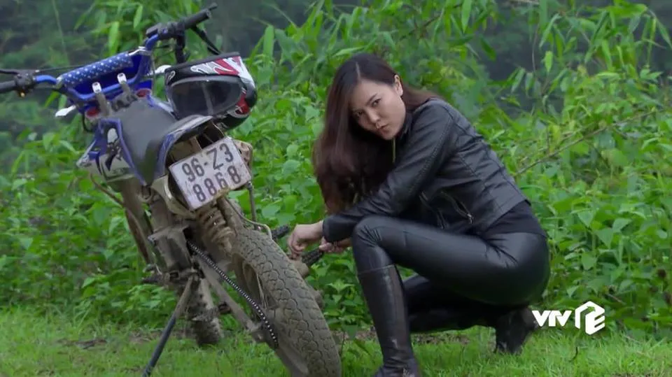 Nữ đại gia đ&oacute;ng cảnh n&oacute;ng t&aacute;o bạo với B&igrave;nh An tr&ecirc;n truyền h&igrave;nh l&agrave; ai? - Ảnh 1.