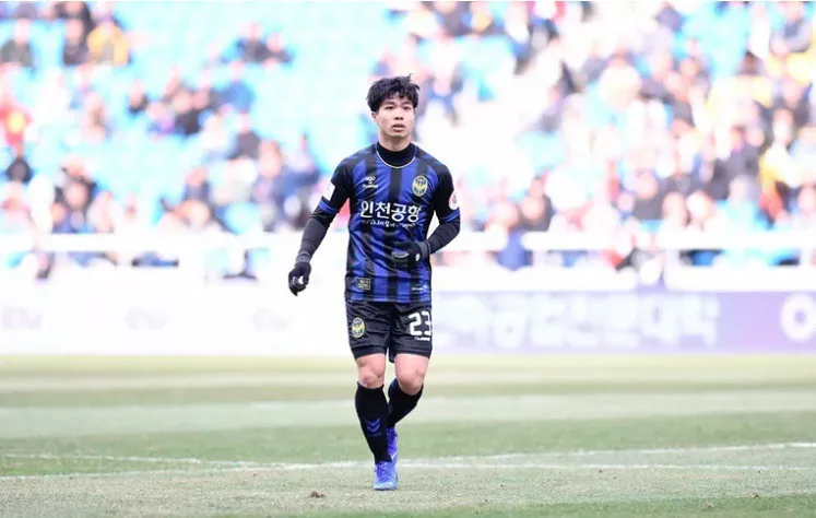 Incheon United bổ sung tiền đạo chất lượng, Công Phượng càng khó ra sân? - Ảnh 1. Incheon United bổ sung tiền đạo chất lượng, Công Phượng càng khó ra sân? - Ảnh 1.
