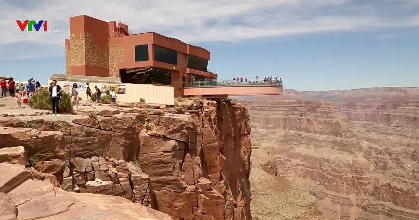 Chi&ecirc;m ngưỡng khung cảnh h&ugrave;ng vĩ của hẻm vực Grand Canyon - Ảnh 5.