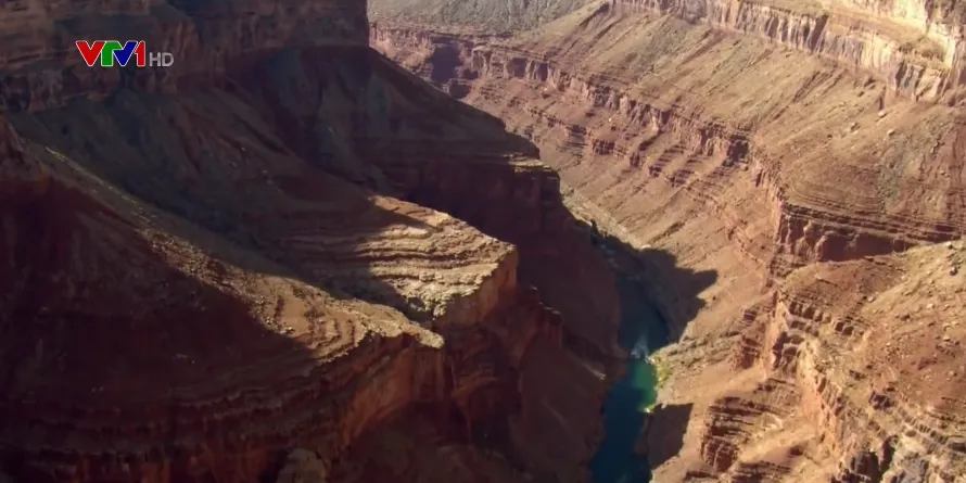 Chi&ecirc;m ngưỡng khung cảnh h&ugrave;ng vĩ của hẻm vực Grand Canyon - Ảnh 6.