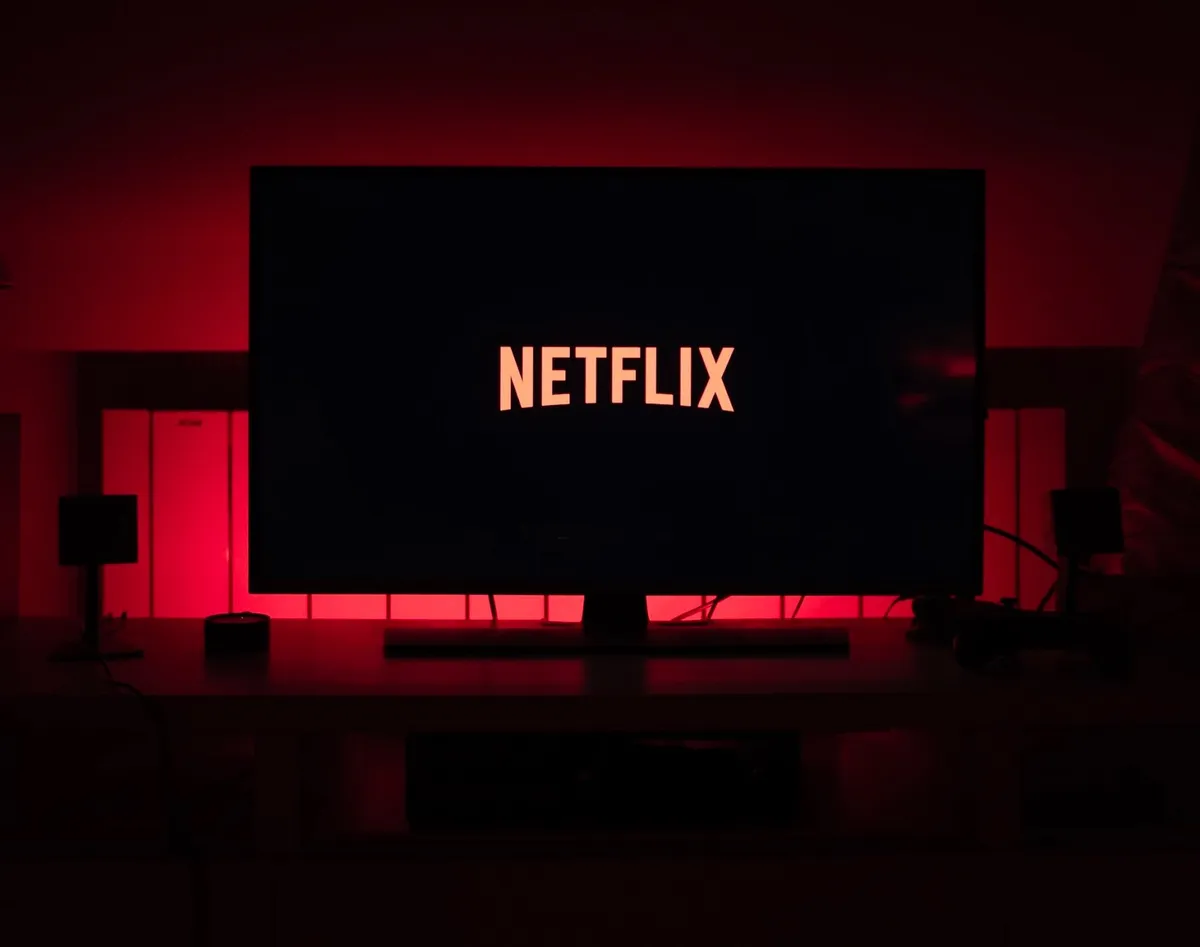 Apple chi 2 tỷ cho TV+, nhưng có là gì so với Netflix! - Ảnh 2.