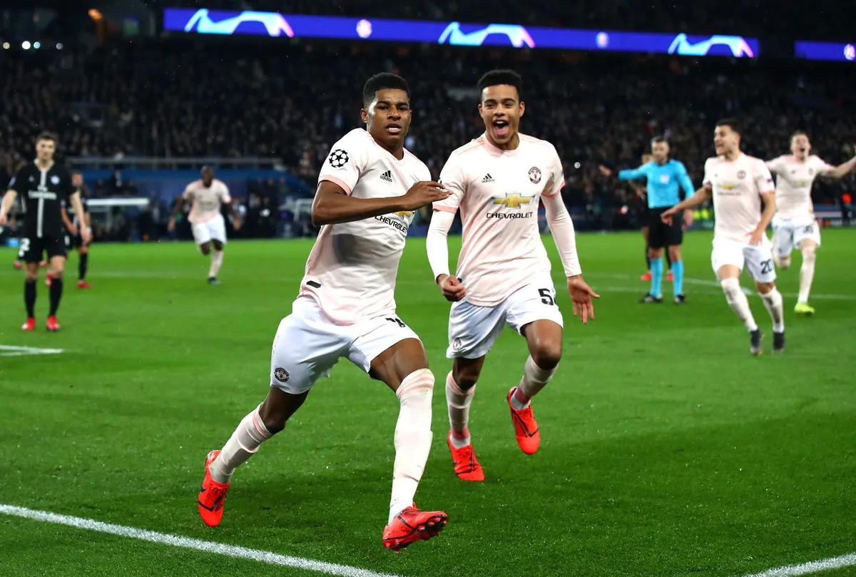 Neymar xúc phạm tổ trọng tài VAR vì quả penalty phút 90 của Man Utd - Ảnh 2. Neymar xúc phạm tổ trọng tài VAR vì quả penalty phút 90 của Man Utd - Ảnh 2.