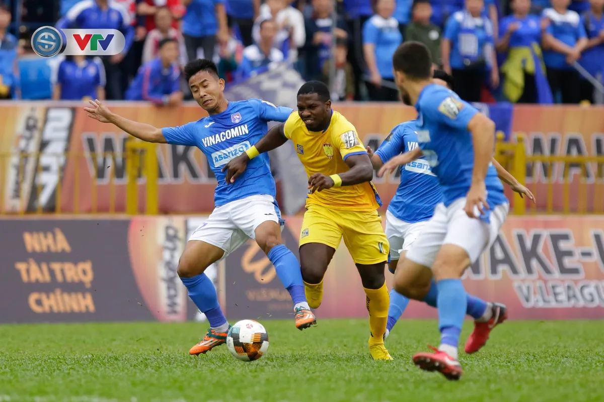 ẢNH: Hải Huy tỏa sáng, Than Quảng Ninh giành chiến thắng đầu tiên tại V.League 2019 - Ảnh 6. ẢNH: Hải Huy tỏa sáng, Than Quảng Ninh giành chiến thắng đầu tiên tại V.League 2019 - Ảnh 6.