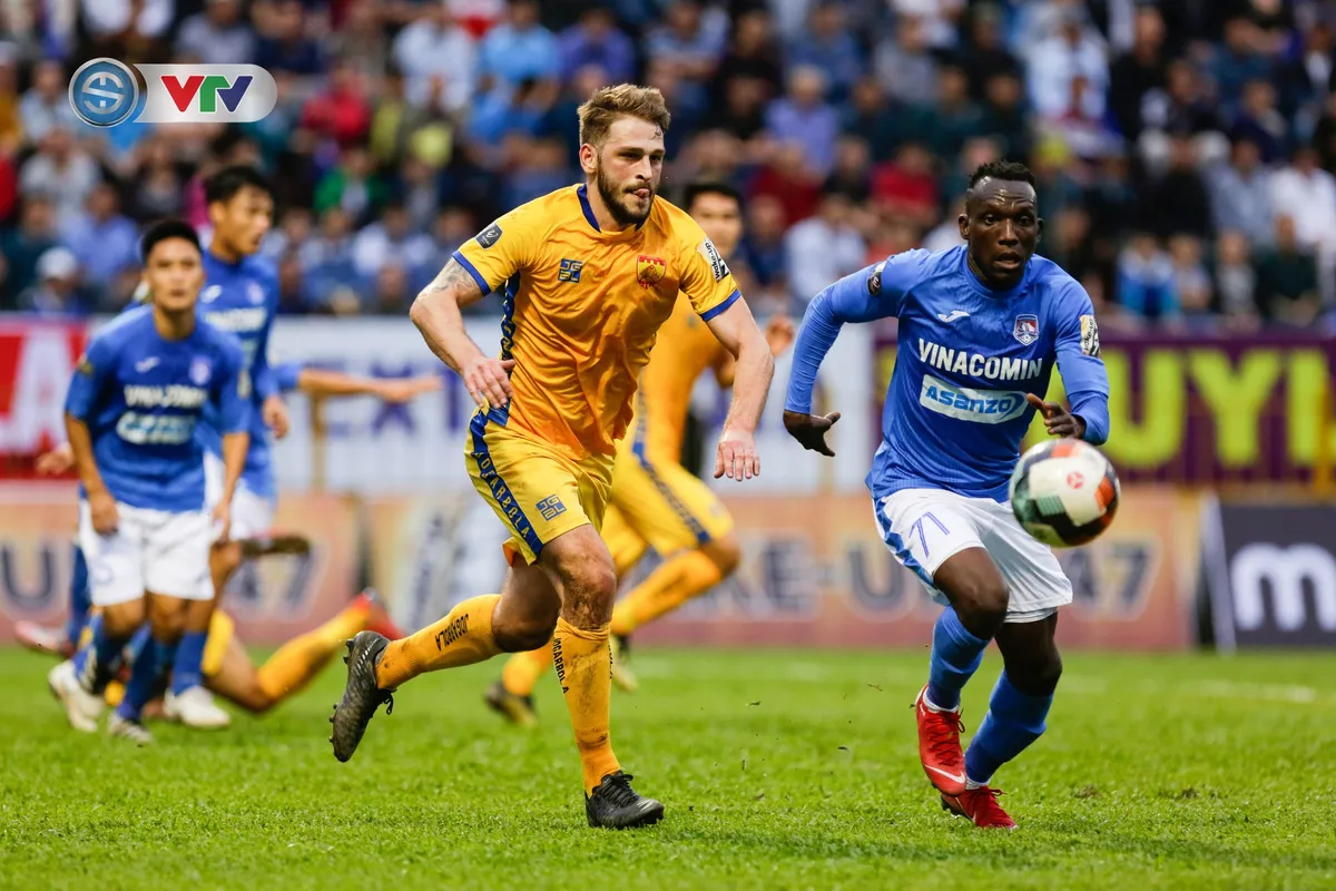 ẢNH: Hải Huy tỏa sáng, Than Quảng Ninh giành chiến thắng đầu tiên tại V.League 2019 - Ảnh 14. ẢNH: Hải Huy tỏa sáng, Than Quảng Ninh giành chiến thắng đầu tiên tại V.League 2019 - Ảnh 14.