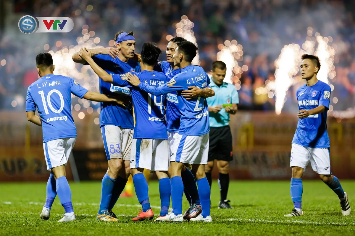 ẢNH: Hải Huy tỏa sáng, Than Quảng Ninh giành chiến thắng đầu tiên tại V.League 2019 - Ảnh 20. ẢNH: Hải Huy tỏa sáng, Than Quảng Ninh giành chiến thắng đầu tiên tại V.League 2019 - Ảnh 20.