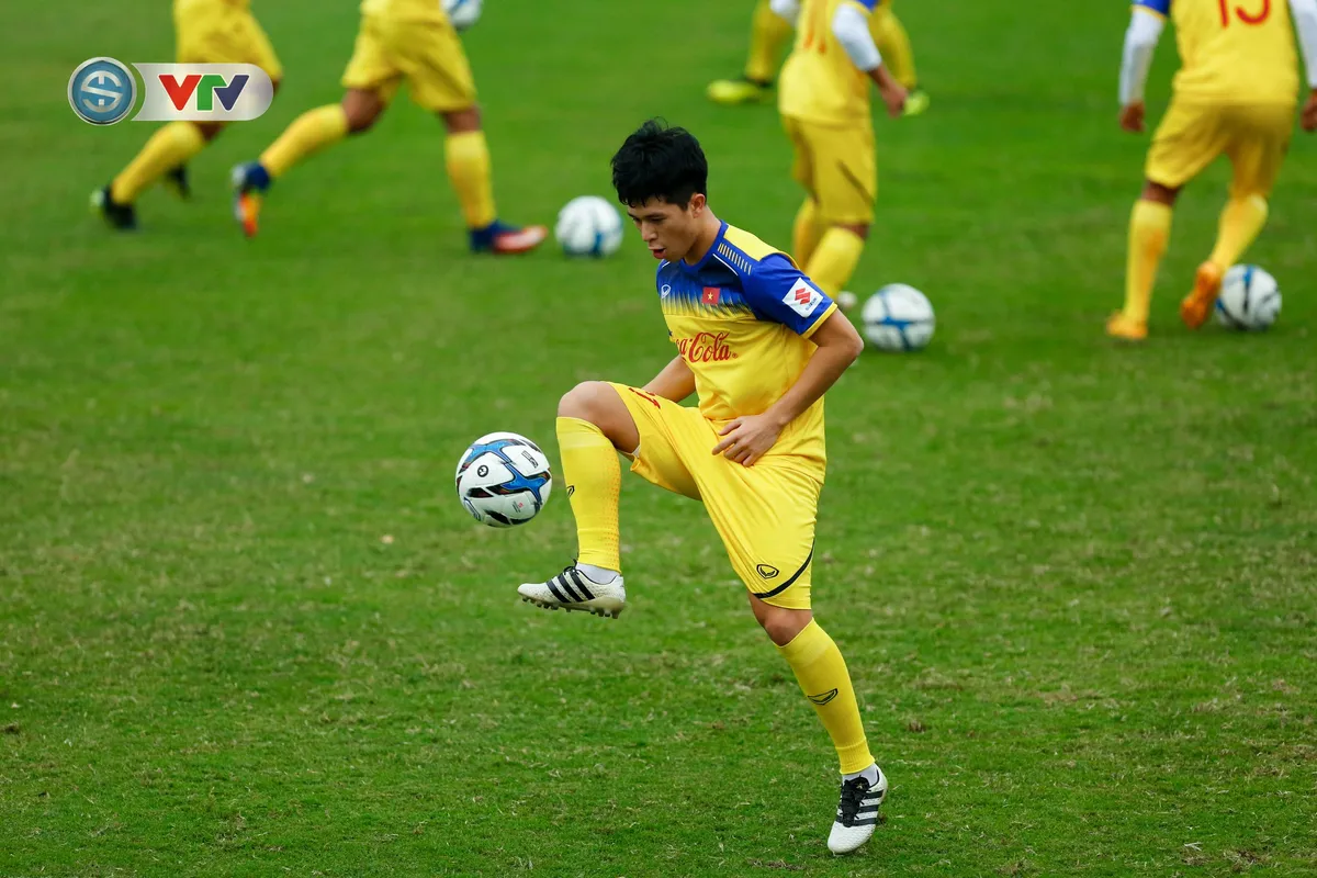 ẢNH: Chưa đủ quân số, ĐT U23 Việt Nam vẫn tích cực tập luyện - Ảnh 7.