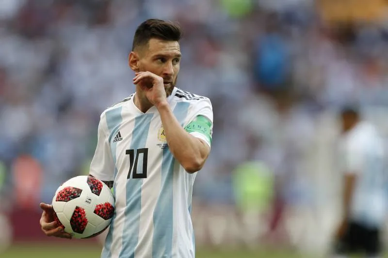 Messi chính thức trở lại ĐT Argentina - Ảnh 1. Messi chính thức trở lại ĐT Argentina - Ảnh 1.