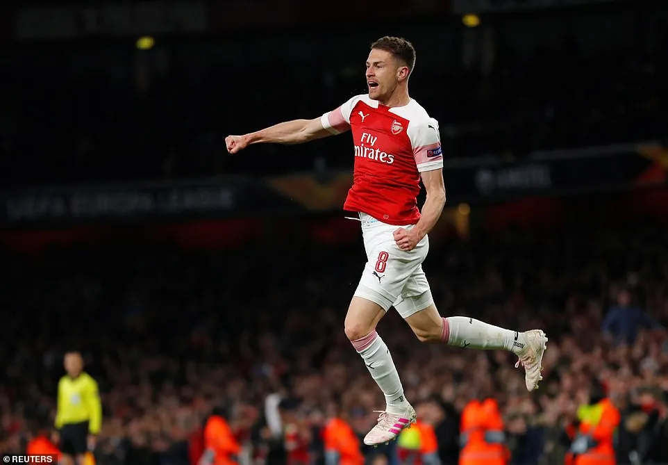 ẢNH: Arsenal thắng dễ Napoli ở tứ kết lượt đi Europa League - Ảnh 2. ẢNH: Arsenal thắng dễ Napoli ở tứ kết lượt đi Europa League - Ảnh 2.