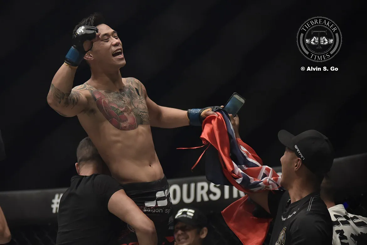 Martin Nguyễn bảo vệ th&agrave;nh c&ocirc;ng danh hiệu v&ocirc; địch One Championship - Ảnh 2.