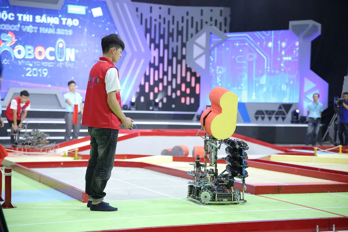 Đại học Sao Đỏ - Ngôi sao tại vòng loại Robocon Việt Nam 2019 - Ảnh 54.