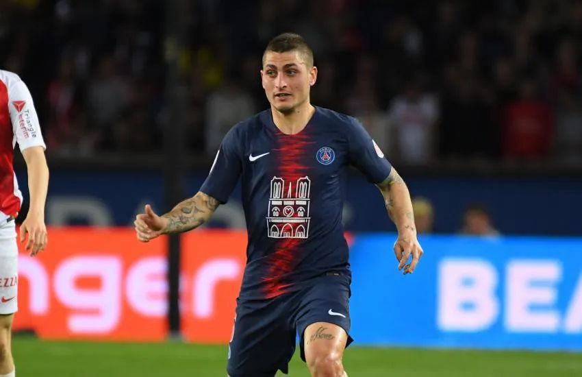 PSG tôn vinh Nhà thờ Đức Bà Paris trên áo trong ngày chính thức vô địch - Ảnh 3. PSG tôn vinh Nhà thờ Đức Bà Paris trên áo trong ngày chính thức vô địch - Ảnh 3.