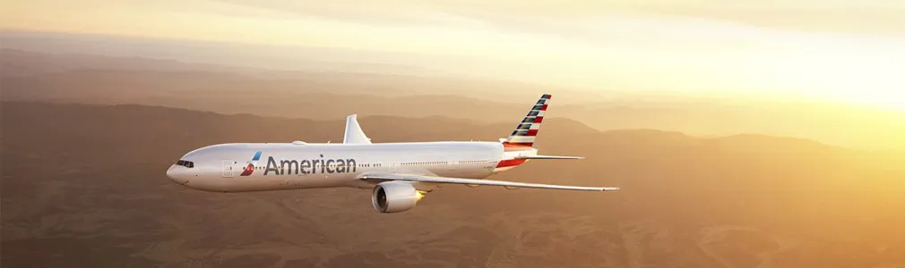 13 hành khách nhập viện sau chuyến bay của American Airlines - Ảnh 1. 13 hành khách nhập viện sau chuyến bay của American Airlines - Ảnh 1.