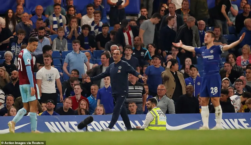 Chelsea chia điểm với Burnley ngay tr&ecirc;n s&acirc;n nh&agrave; - Ảnh 3.