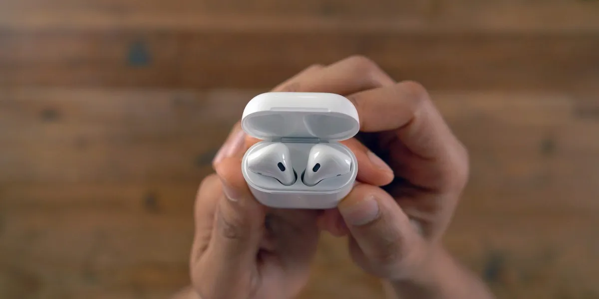 Chú ý: Apple có thể ra mắt AirPods 3 vào cuối năm 2019! - Ảnh 1.