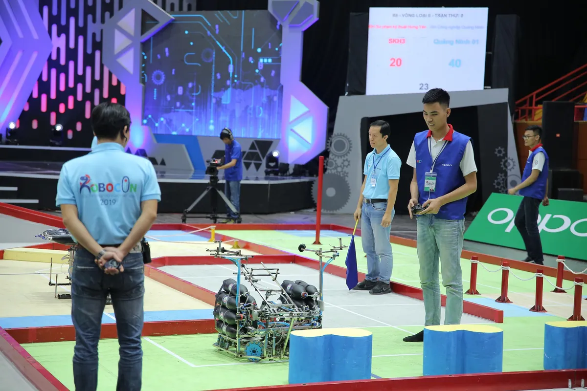 Tiếp bước ĐH Xây Dựng, tân binh Phenikaa giành vé vào chung kết Robocon Việt Nam 2019 - Ảnh 10.