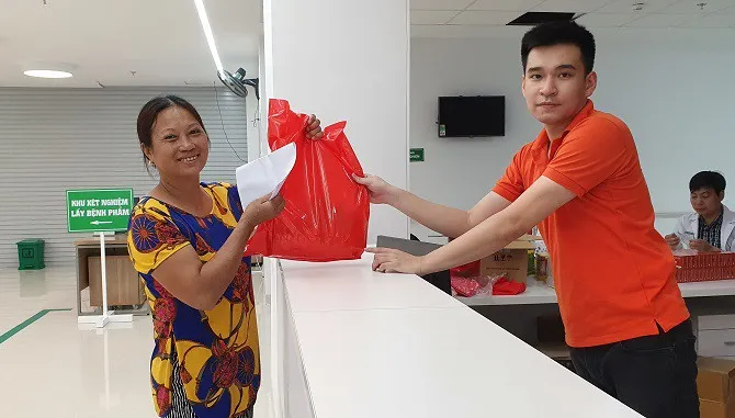 Khám sàng lọc ung thư vú cho hơn 300 phụ nữ ở Hà Nam - Ảnh 3. Khám sàng lọc ung thư vú cho hơn 300 phụ nữ ở Hà Nam - Ảnh 3.