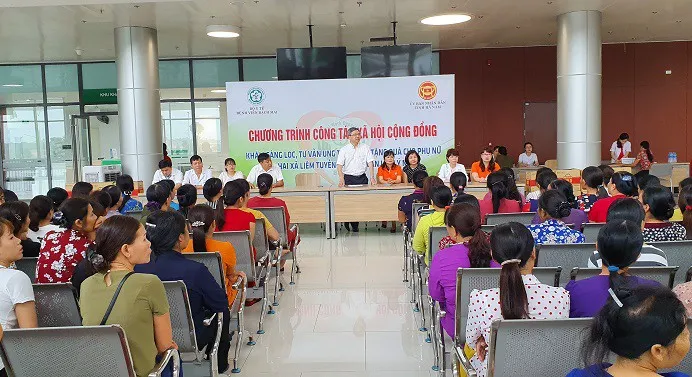 Khám sàng lọc ung thư vú cho hơn 300 phụ nữ ở Hà Nam - Ảnh 1. Khám sàng lọc ung thư vú cho hơn 300 phụ nữ ở Hà Nam - Ảnh 1.