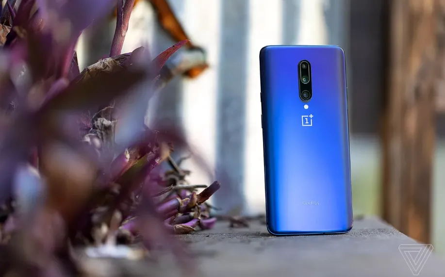 Cận cảnh OnePlus 7 Pro: Chiếc smartphone sát thủ iPhone! - Ảnh 1.