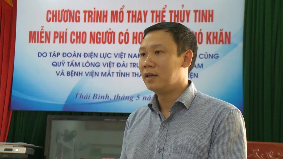 Hỗ trợ 560 triệu đồng mổ thay thể thủy tinh cho 200 người cao tuổi tại tỉnh Thái Bình - Ảnh 2.