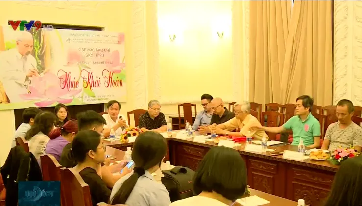 Chương trình nghệ thuật Khúc khải hoàn nhân dịp sinh nhật Bác - Ảnh 1. Chương trình nghệ thuật Khúc khải hoàn nhân dịp sinh nhật Bác - Ảnh 1.