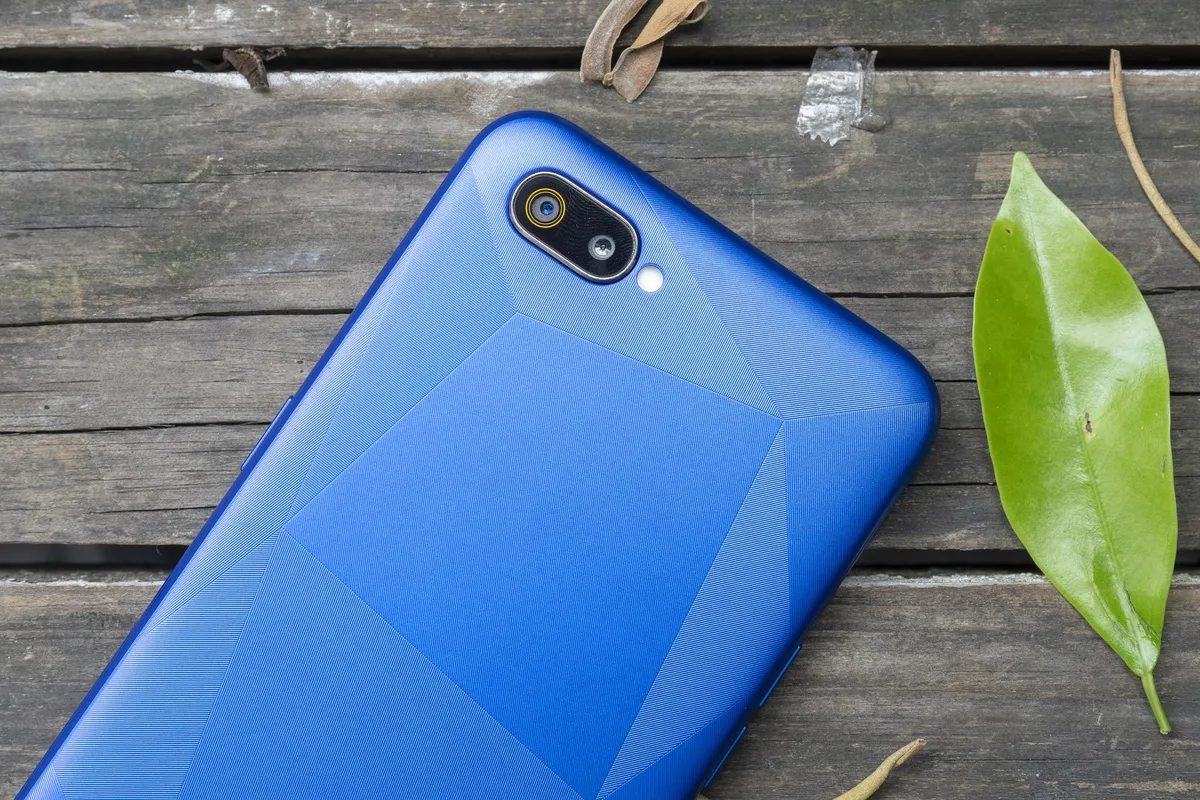 Cận cảnh smartphone Realme C2 giá rẻ dưới 3 triệu đồng - Ảnh 5.