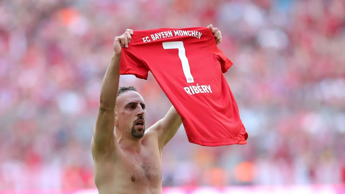 “Đôi cánh thiên thần” mãn nguyện chia tay Bayern Munich - Ảnh 1. “Đôi cánh thiên thần” mãn nguyện chia tay Bayern Munich - Ảnh 1.