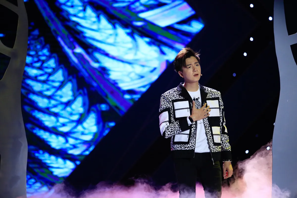 Sau tin đồn chia tay Khổng T&uacute; Quỳnh, Ng&ocirc; Kiến Huy lịch l&atilde;m đi quay h&igrave;nh - Ảnh 1.