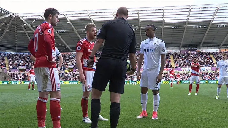 7 thay đổi ảnh hưởng cực lớn ở mùa giải 2019/20, Premier League không ngoại lệ - Ảnh 3. 7 thay đổi ảnh hưởng cực lớn ở mùa giải 2019/20, Premier League không ngoại lệ - Ảnh 3.