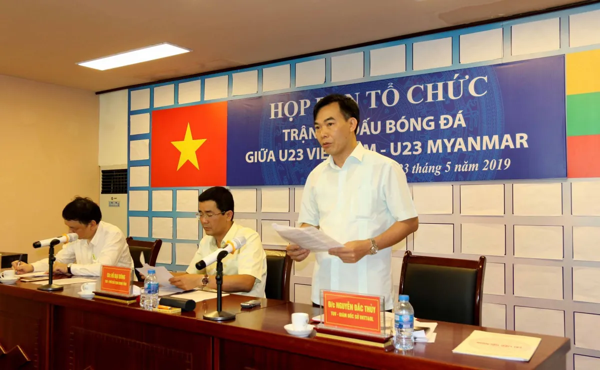 Phú Thọ đẩy nhanh công tác chuẩn bị cho trận giao hữu U23 Việt Nam - U23 Myanmar - Ảnh 4.