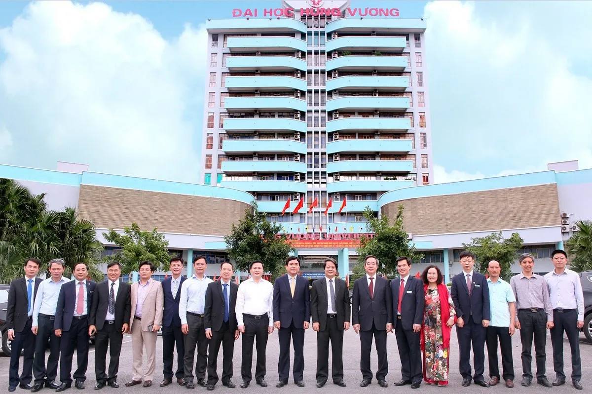 Trường Đại học Hùng Vương: Nơi khơi nguồn sáng tạo, nuôi dưỡng đam mê - Ảnh 2.