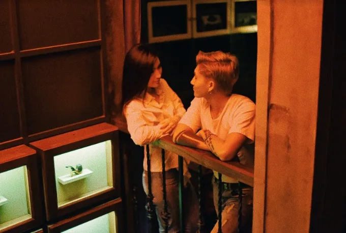 C&ugrave;ng xem bộ ảnh m&agrave;u Hong Kong cực chất - Ảnh 1.