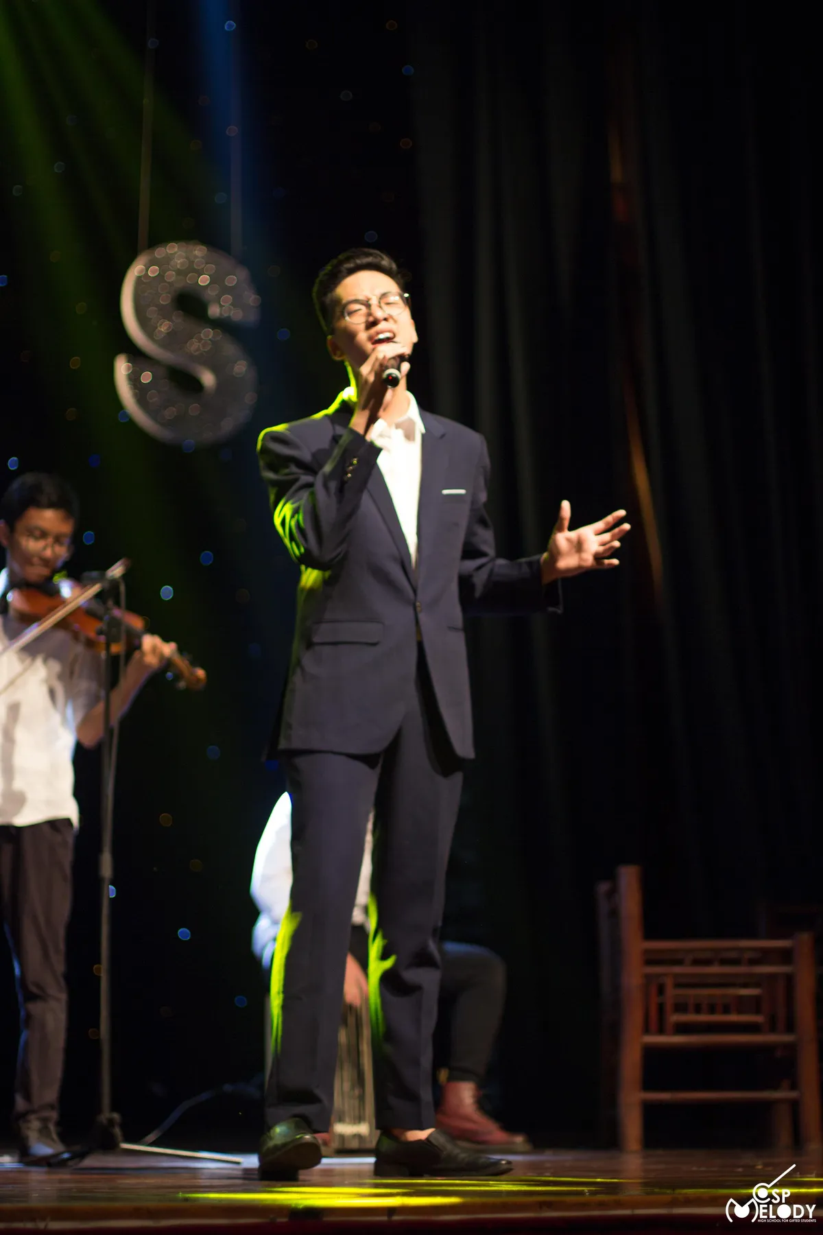 Trải nghiệm h&agrave;nh tr&igrave;nh quay về qu&aacute; khứ với concert 1980s - Ảnh 2.