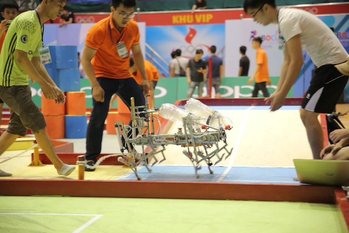 Robocon Việt Nam 2019: Nhiều robot MR2 thoát xác tại vòng chung kết - Ảnh 5.