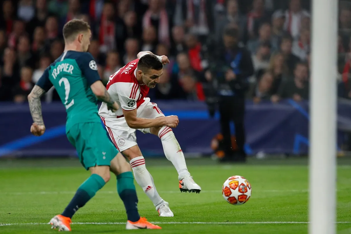 Vỡ òa phút bù giờ, Tottenham tiến vào chung kết Champions League - Ảnh 4. Vỡ òa phút bù giờ, Tottenham tiến vào chung kết Champions League - Ảnh 4.