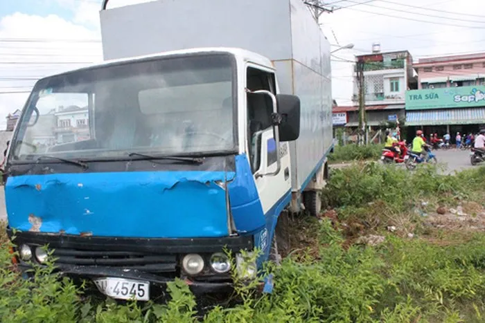 Đắk Lắk tăng cường xử lý xe hết niên hạn sử dụng - Ảnh 2. Đắk Lắk tăng cường xử lý xe hết niên hạn sử dụng - Ảnh 2.