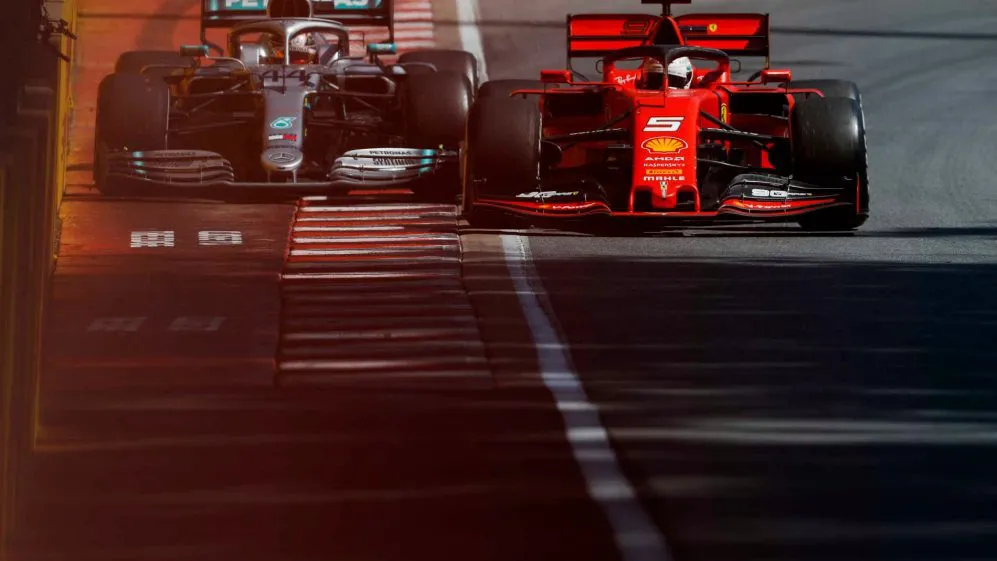 Đua xe F1: Lewis Hamilton giành chiến thắng tại GP Canada - Ảnh 5.
