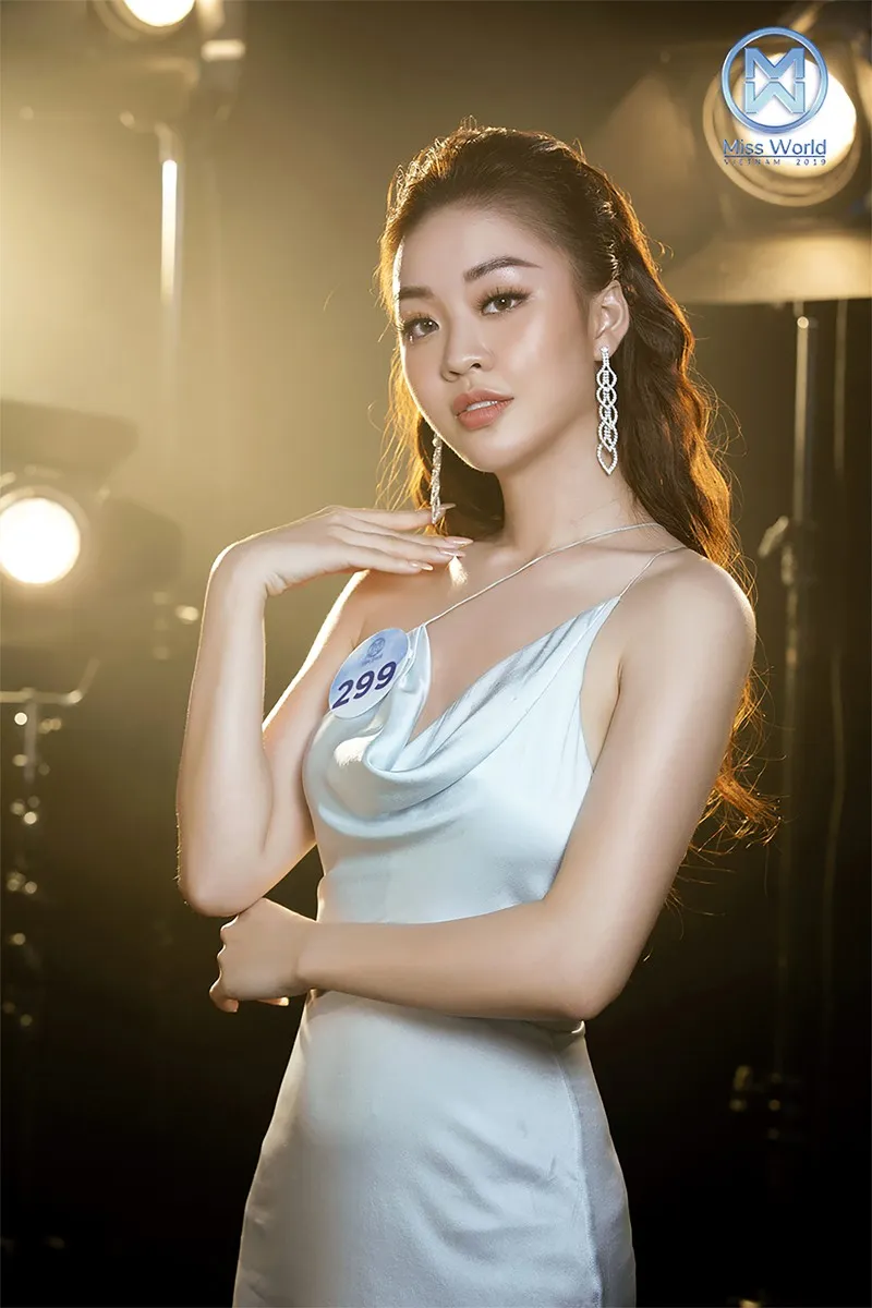 34 thí sinh Miss World Việt Nam 2019 đọ sắc trong đầm cocktail - Ảnh 8.