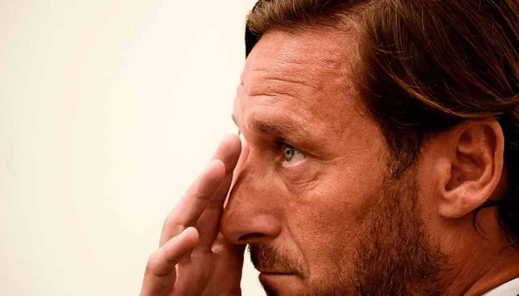 Totti tiết lộ lý do chia tay AS Roma - Ảnh 1. Totti tiết lộ lý do chia tay AS Roma - Ảnh 1.