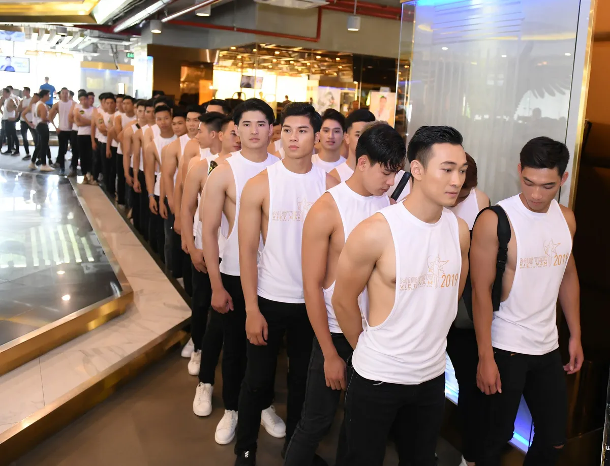 Trọng Hiếu, Ali Hoàng Dương đối đầu tranh giành nam thần trong Mister Việt Nam 2019 - Ảnh 1.