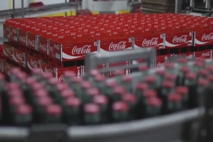 Coca cola, Pepsi là tác nhân hàng đầu gây ô nhiễm đại dương - Ảnh 1. Coca cola, Pepsi là tác nhân hàng đầu gây ô nhiễm đại dương - Ảnh 1.