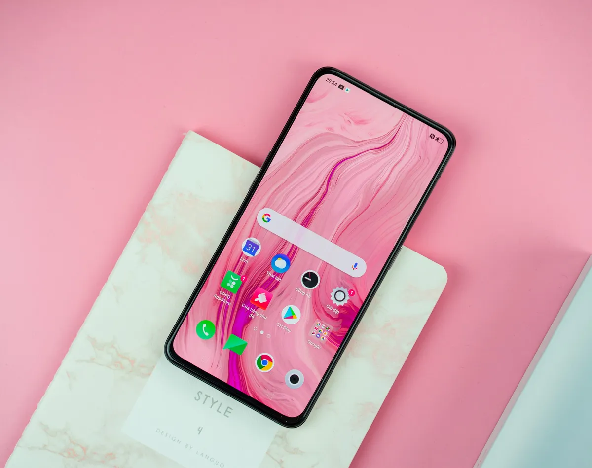 Oppo Reno ra mắt phiên bản màu hồng ngọc trai - Ảnh 2.